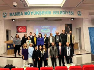 iyi parti sehzadeler ilce kongresinde gozde akcakin aytac guven tazeledi mVKQHELD.jpg