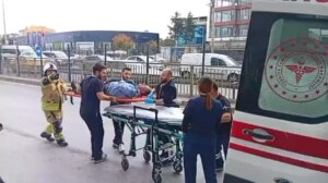 sile yolunda feci kaza iett otobusu duraga girdi repPB2Ib.jpg
